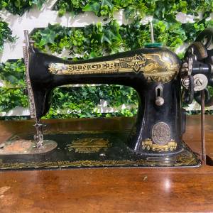 Maquina de Coser Singer